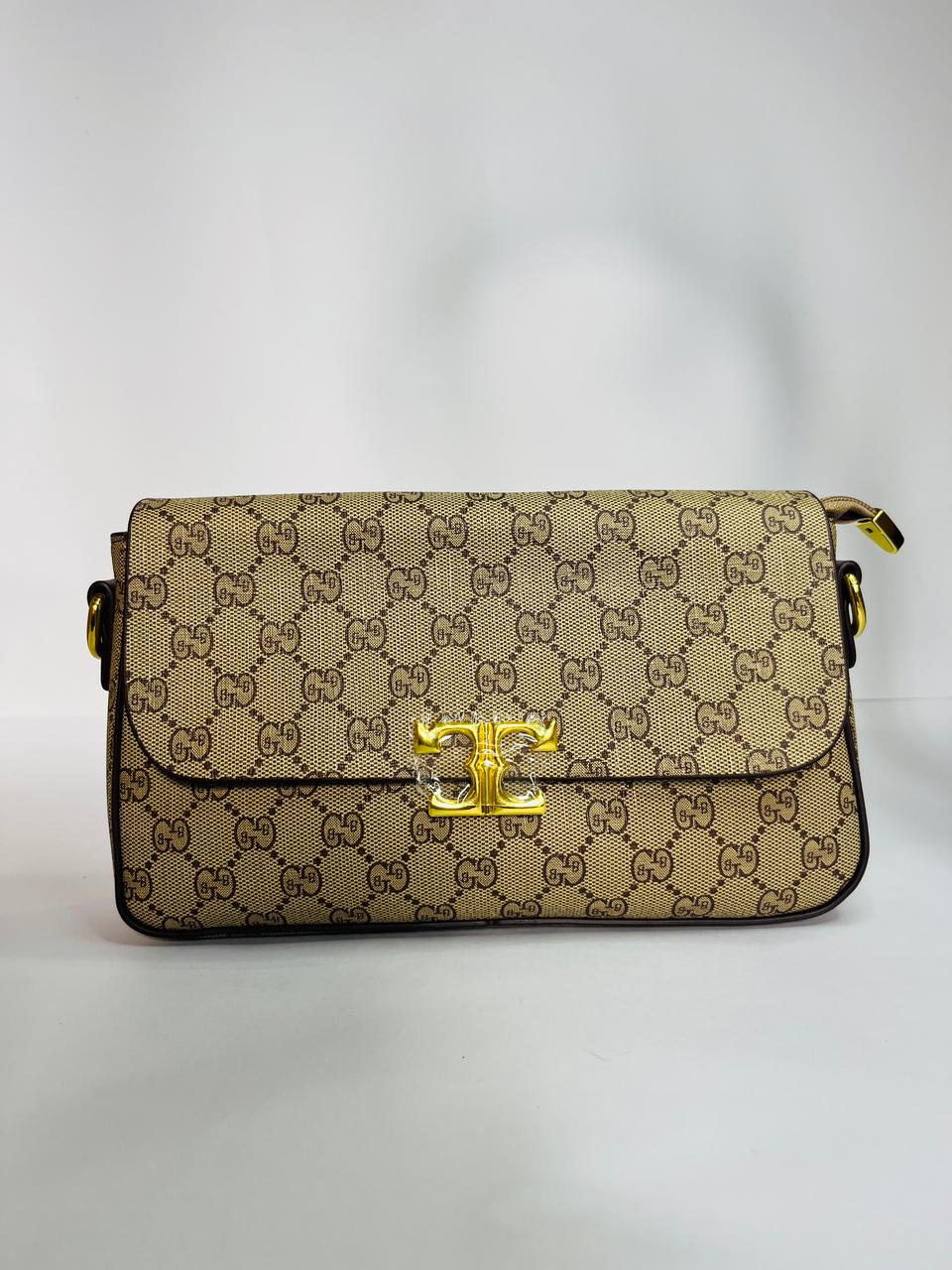 Saddle Flap Simple Crossbody Bag