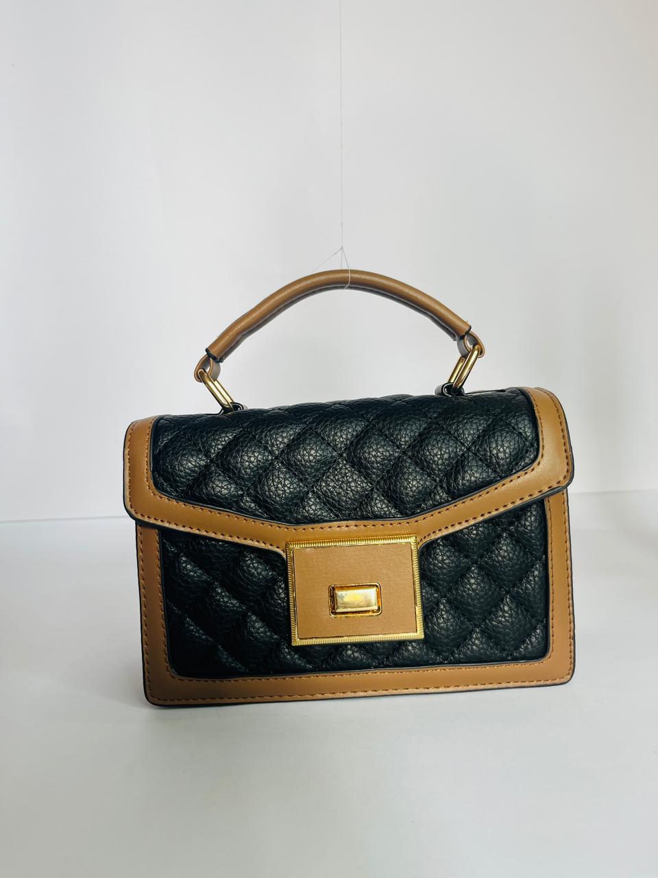 CHARM QUILTED SLINGBAG